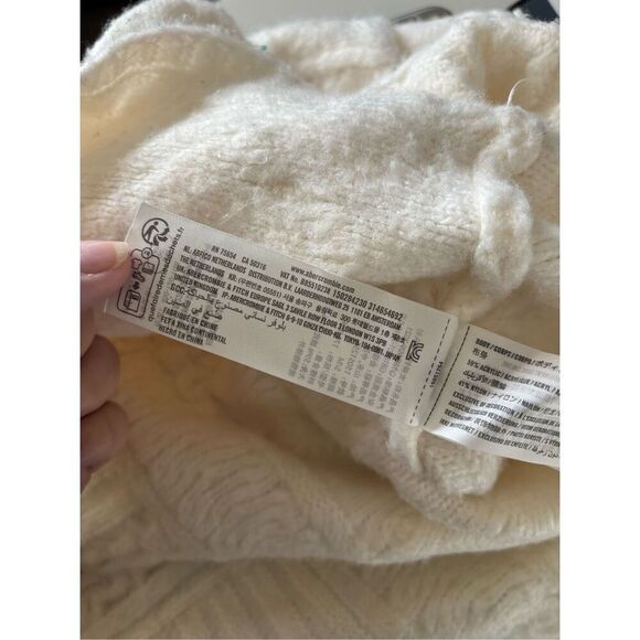 Abercrombie cable knit sweater size small/medium - Picture 4 of 12